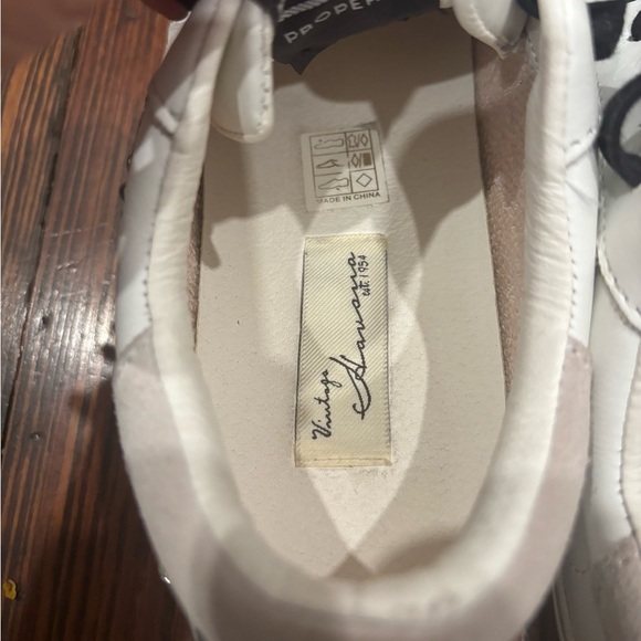 Vintage Havana Black Lace White Low Top Sneaker With Chain Star Sz 8 - Picture 8 of 8